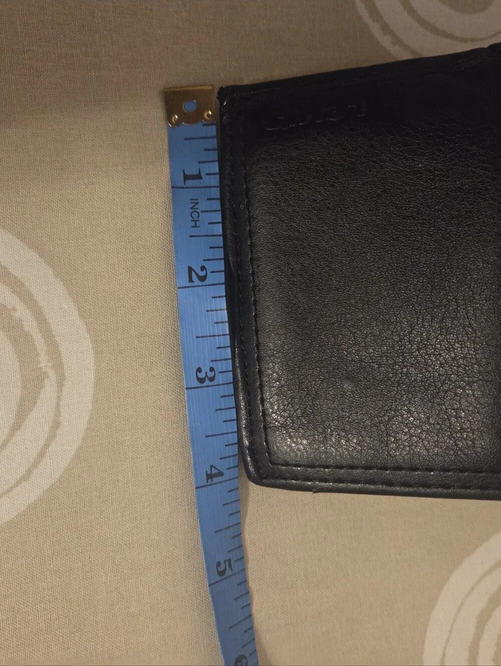 Levi's Men's Black Leather Trifold Wallet with Hidden Zipper Pocket
